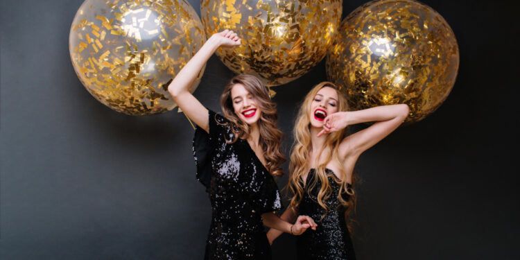 5 modele de rochii de seară potrivite pentru petrecerea de Revelion